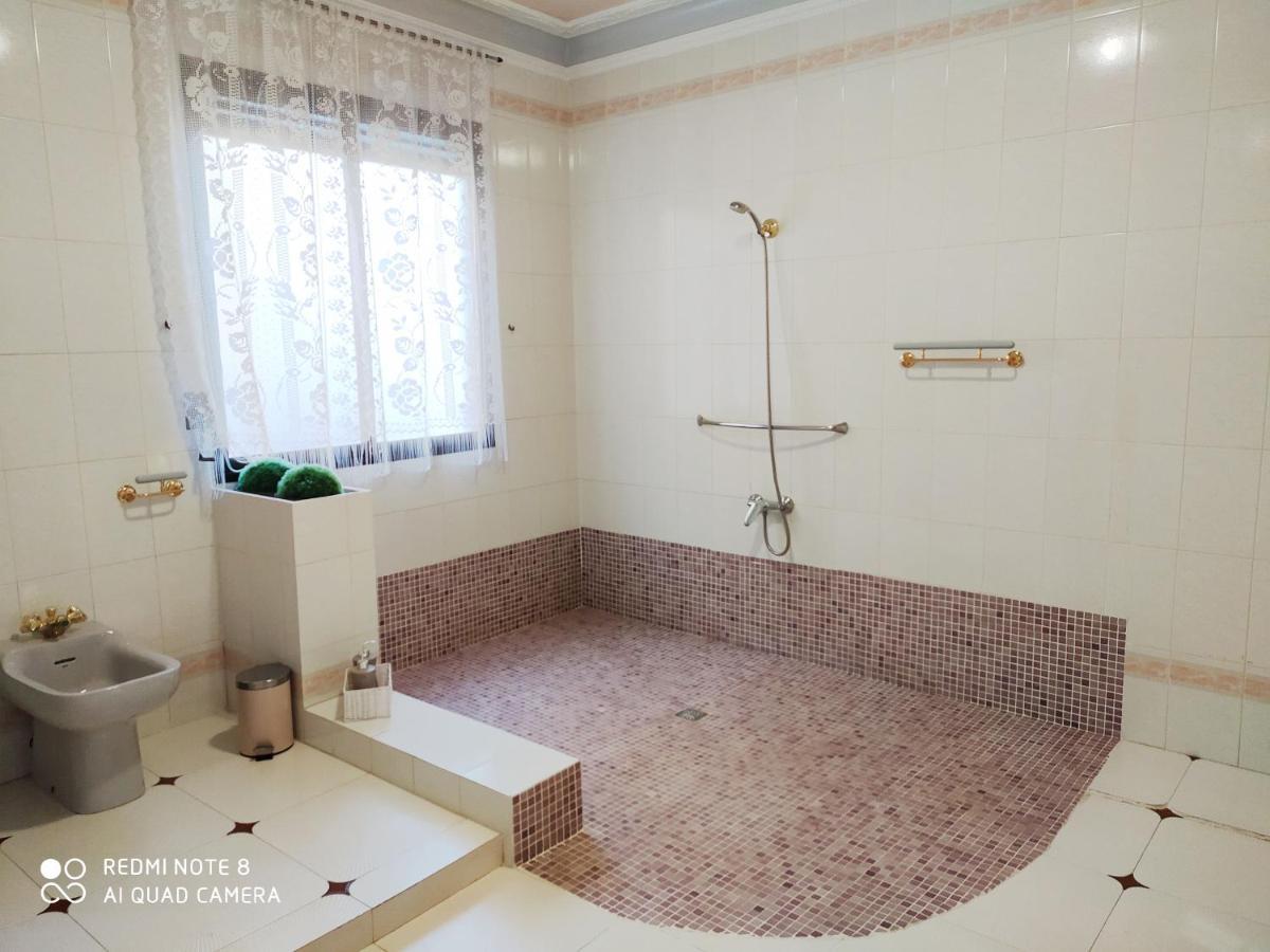 Вілла Casa Marta Chella Екстер'єр фото